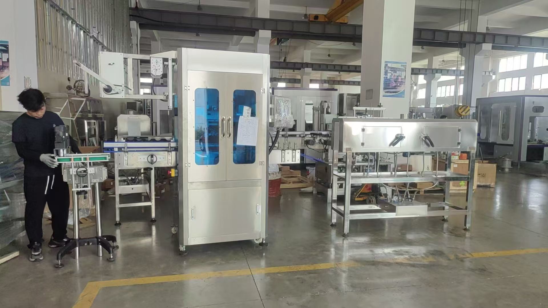 Shrink Sleeve Labling Machine For Beer Can.jpg